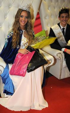 Foto de la galería: Salud a los reyes de los estudiantes!!! Nadine y Rodrigo