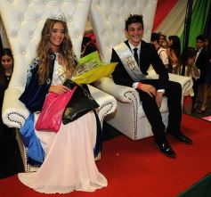 Foto de la galería: Salud a los reyes de los estudiantes!!! Nadine y Rodrigo