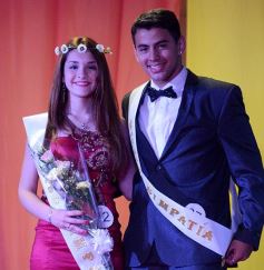 Foto de la galería: Salud a los reyes de los estudiantes!!! Nadine y Rodrigo