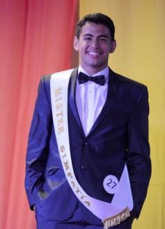 Foto de la galería: Salud a los reyes de los estudiantes!!! Nadine y Rodrigo