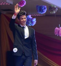 Foto de la galería: Salud a los reyes de los estudiantes!!! Nadine y Rodrigo