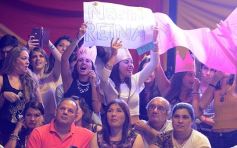 Foto de la galería: Salud a los reyes de los estudiantes!!! Nadine y Rodrigo