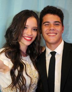 Foto de la galería: Salud a los reyes de los estudiantes!!! Nadine y Rodrigo