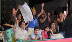 Foto de la galería: Salud a los reyes de los estudiantes!!! Nadine y Rodrigo