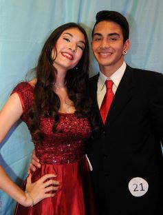 Foto de la galería: Salud a los reyes de los estudiantes!!! Nadine y Rodrigo