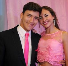 Foto de la galería: Salud a los reyes de los estudiantes!!! Nadine y Rodrigo