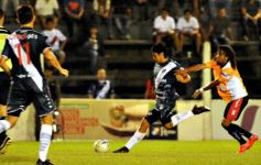 Foto de la galería: Guaraní quiere recuperarse: reviví el empate 1 a 1 ante Patria