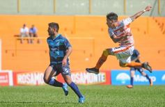 Foto de la galería: El Colectivero salió del fondo de la tabla con una goleada