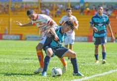 Foto de la galería: El Colectivero salió del fondo de la tabla con una goleada
