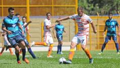 Foto de la galería: El Colectivero salió del fondo de la tabla con una goleada