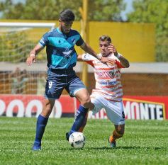 Foto de la galería: El Colectivero salió del fondo de la tabla con una goleada