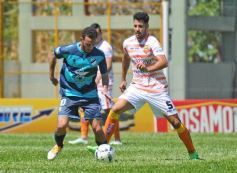 Foto de la galería: El Colectivero salió del fondo de la tabla con una goleada