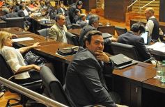 Foto de la galería: La Legislatura aprobó el Presupuesto 2017 para la Administración Pública