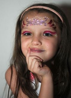 Foto de la galería: Los seis años de Constanza, con mago y todo