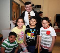 Foto de la galería: Los seis años de Constanza, con mago y todo