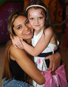 Foto de la galería: Los seis años de Constanza, con mago y todo