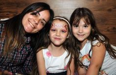 Foto de la galería: Los seis años de Constanza, con mago y todo