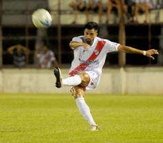 Foto de la galería: Guaraní ganó de local y cortó la mala racha