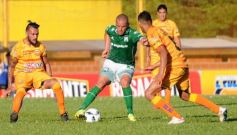 Foto de la galería: Crucero empató a pura garra ante Ferro en Santa Inés