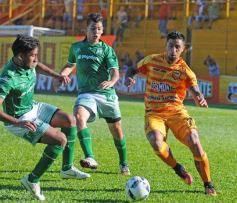 Foto de la galería: Crucero empató a pura garra ante Ferro en Santa Inés