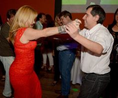 Foto de la galería: Egresados 1985 celebraron en el Quincho Tacuarí