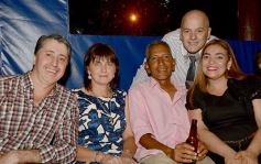 Foto de la galería: Egresados 1985 celebraron en el Quincho Tacuarí