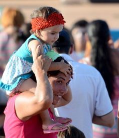 Foto de la galería: Tres mil vecinos disfrutaron del "Barrio Feliz" en la Escuela 809