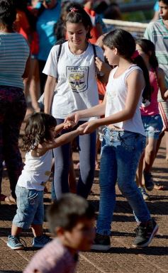 Foto de la galería: Tres mil vecinos disfrutaron del "Barrio Feliz" en la Escuela 809