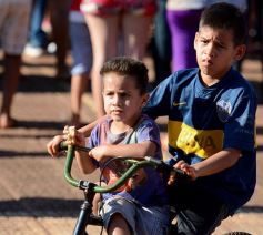 Foto de la galería: Tres mil vecinos disfrutaron del "Barrio Feliz" en la Escuela 809