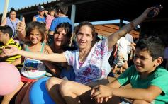 Foto de la galería: Tres mil vecinos disfrutaron del "Barrio Feliz" en la Escuela 809