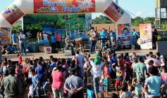 Foto de la galería: Tres mil vecinos disfrutaron del "Barrio Feliz" en la Escuela 809