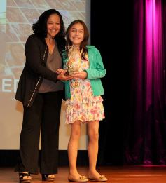 Foto de la galería: Niños, adolescentes e instituciones fueron reconocidos por promocionar derechos