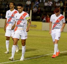 Foto de la galería: Guaraní no pudo con For Ever: fue 1 a 1