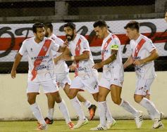 Foto de la galería: Guaraní no pudo con For Ever: fue 1 a 1