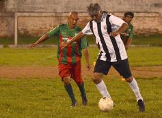 Foto de la galería: Los cracks de Brown y Atlético Posadas brillaron como antaño