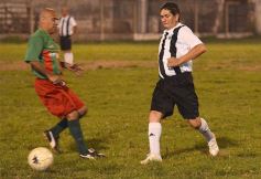 Foto de la galería: Los cracks de Brown y Atlético Posadas brillaron como antaño