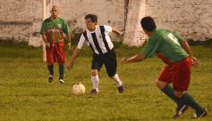 Foto de la galería: Los cracks de Brown y Atlético Posadas brillaron como antaño