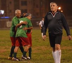 Foto de la galería: Los cracks de Brown y Atlético Posadas brillaron como antaño