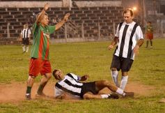 Foto de la galería: Los cracks de Brown y Atlético Posadas brillaron como antaño