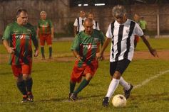 Foto de la galería: Los cracks de Brown y Atlético Posadas brillaron como antaño