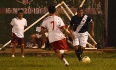 Foto de la galería: Las leyendas de Guaraní y Huracán revivieron viejos tiempos