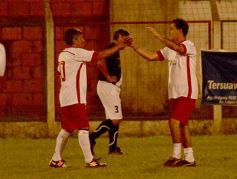 Foto de la galería: Las leyendas de Guaraní y Huracán revivieron viejos tiempos