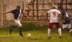 Foto de la galería: Las leyendas de Guaraní y Huracán revivieron viejos tiempos