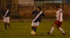 Foto de la galería: Las leyendas de Guaraní y Huracán revivieron viejos tiempos
