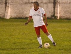Foto de la galería: Las leyendas de Guaraní y Huracán revivieron viejos tiempos