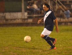 Foto de la galería: Las leyendas de Guaraní y Huracán revivieron viejos tiempos