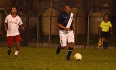 Foto de la galería: Las leyendas de Guaraní y Huracán revivieron viejos tiempos