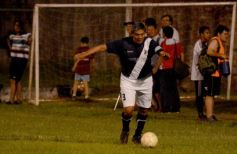 Foto de la galería: Las leyendas de Guaraní y Huracán revivieron viejos tiempos