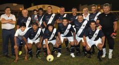 Foto de la galería: Las leyendas de Guaraní y Huracán revivieron viejos tiempos