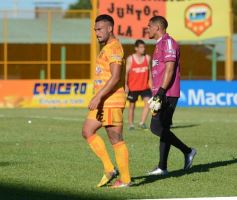 Foto de la galería: Crucero-Indpendiente Rivadavia: empate polémico en Santa Inés